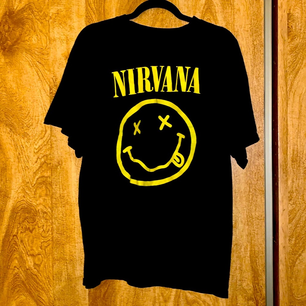Black and Yellow Nirvana T-Shirt
Size XL